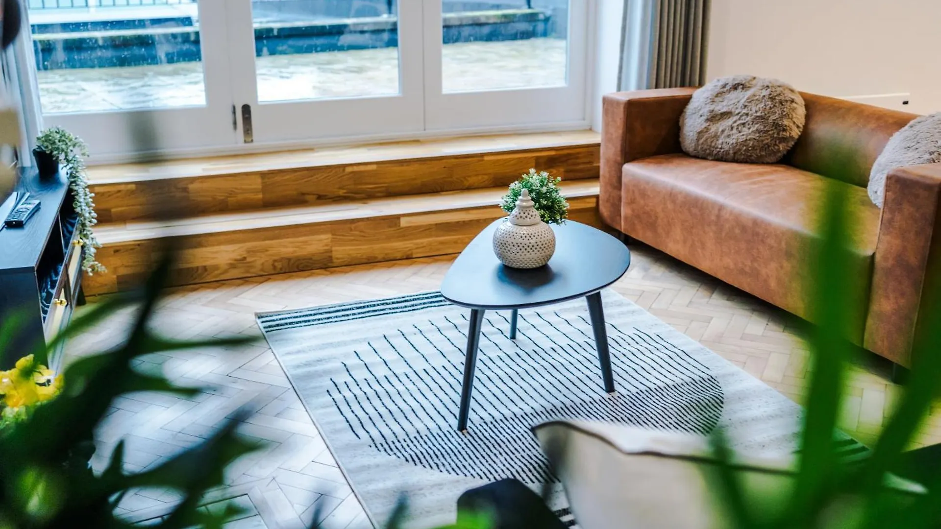 Boutique Central York Apartments Sleep 12